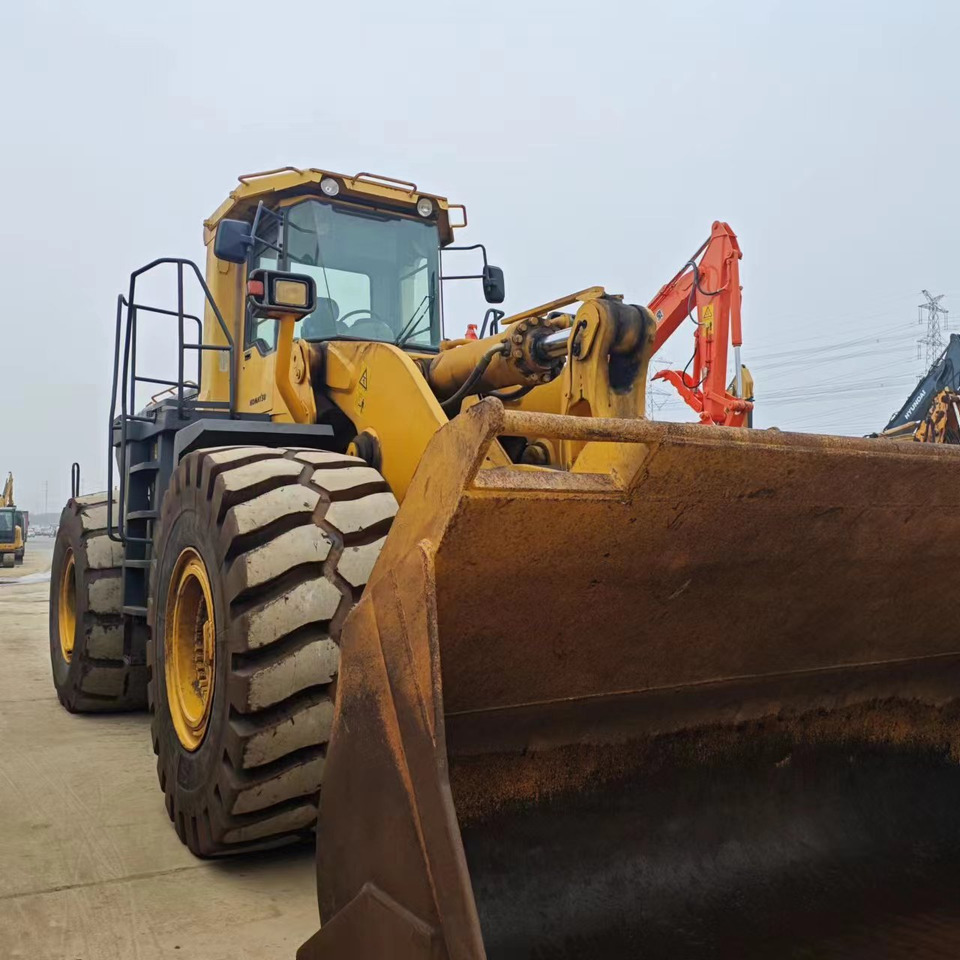 KOMATSU WA600-3 - Ελαστιχοφόρος φορτωτής: φωτογραφία 5 KOMATSU WA600-3 - Ελαστιχοφόρος φορτωτής: φωτογραφία 5