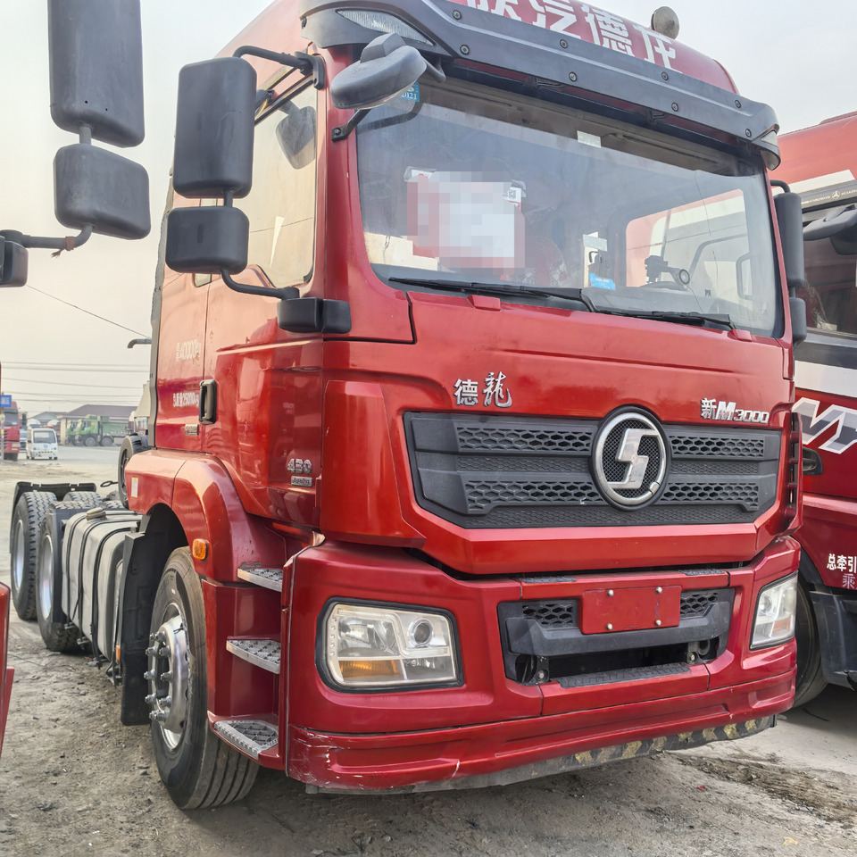 Shacman M3000 6x4 - Τράκτορας: φωτογραφία 1 Shacman M3000 6x4 - Τράκτορας: φωτογραφία 1