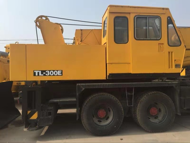 TADANO TL300-E - Γερανός: φωτογραφία 4 TADANO TL300-E - Γερανός: φωτογραφία 4