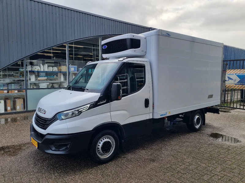 Iveco Daily 35S16 Hi-Matic Koelkoffer Carrier Xarios 5 ST 380V +20C/-20C Euro 6E - Επαγγελματικό αυτοκίνητο ψυγείο: φωτογραφία 4 Iveco Daily 35S16 Hi-Matic Koelkoffer Carrier Xarios 5 ST 380V +20C/-20C Euro 6E - Επαγγελματικό αυτοκίνητο ψυγείο: φωτογραφία 4