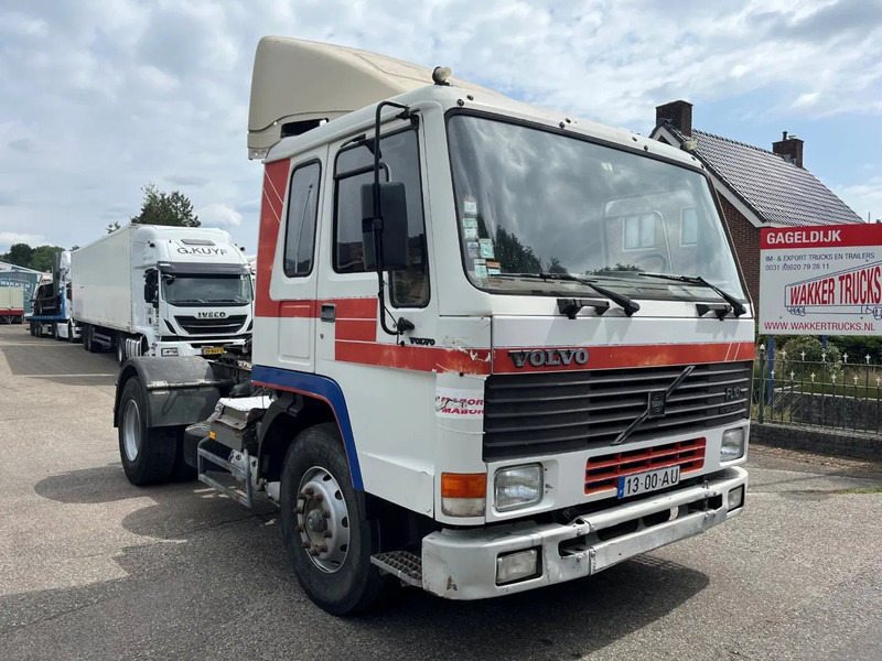 Volvo FL 10.320 4X2 TRUCKHEAD FULL STEEL SUSPENSION - Τράκτορας: φωτογραφία 5 Volvo FL 10.320 4X2 TRUCKHEAD FULL STEEL SUSPENSION - Τράκτορας: φωτογραφία 5