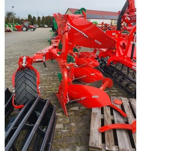 AGRO-MASZ Pług obrotowy - Άροτρο: φωτογραφία 4 AGRO-MASZ Pług obrotowy - Άροτρο: φωτογραφία 4