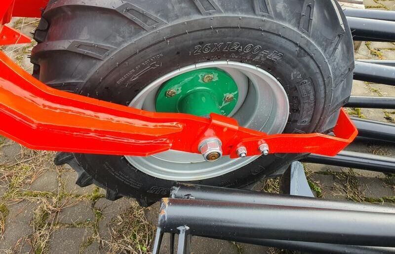 AGRO-MASZ Pług obrotowy - Άροτρο: φωτογραφία 1 AGRO-MASZ Pług obrotowy - Άροτρο: φωτογραφία 1