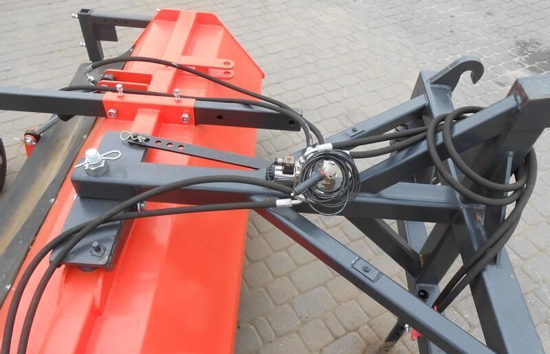 METAL-TECHNIK Zamiatarka 1,6/Sweeper - Σκούπα για Σάρωθρο δρόμων: φωτογραφία 1 METAL-TECHNIK Zamiatarka 1,6/Sweeper - Σκούπα για Σάρωθρο δρόμων: φωτογραφία 1