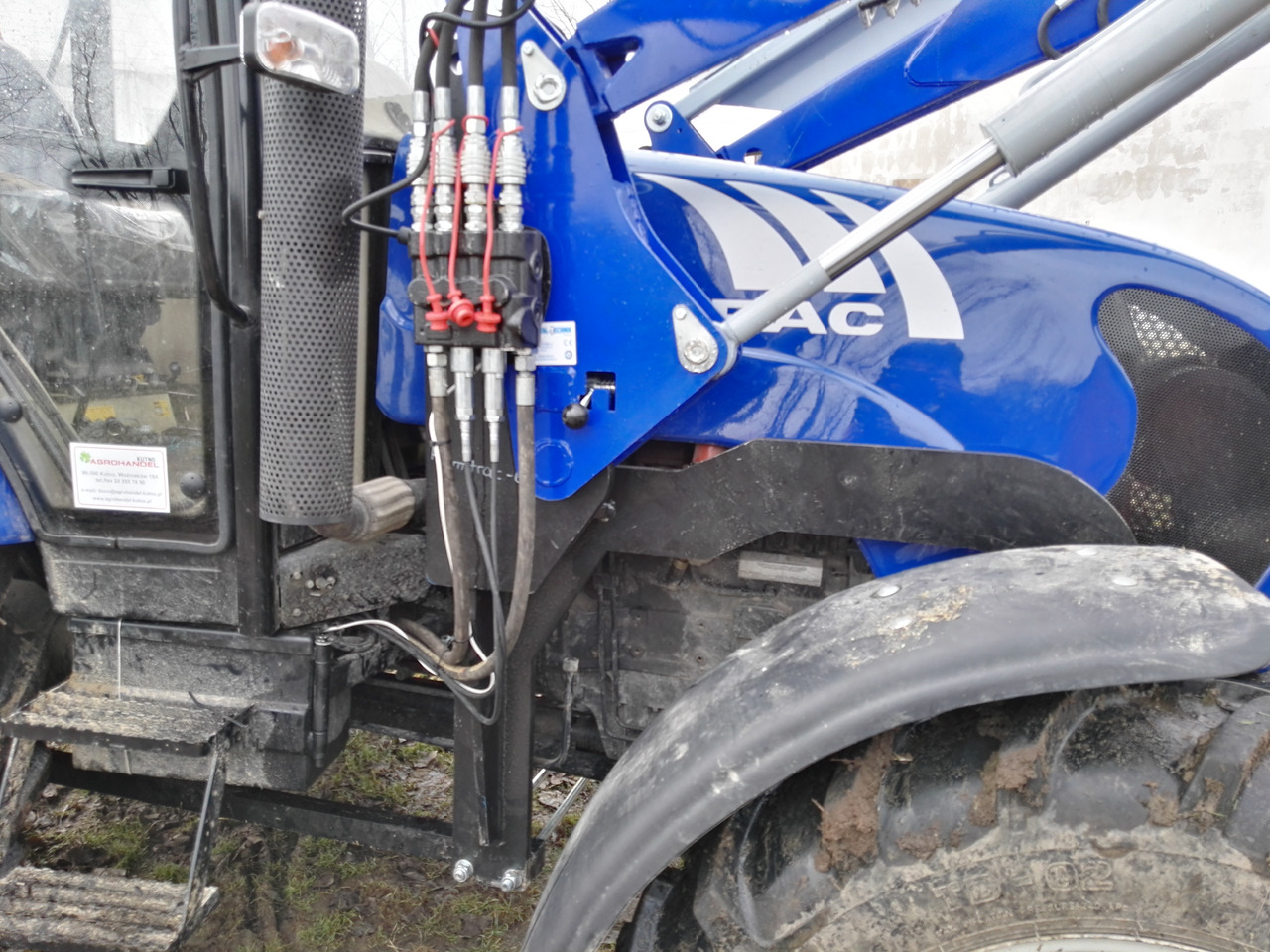 Metal-Technik Frontlader LANDINI / Ładowacz czołowy do LANDINI - Φορτωτησ για τρακτερ για Τρακτέρ: φωτογραφία 4 Metal-Technik Frontlader LANDINI / Ładowacz czołowy do LANDINI - Φορτωτησ για τρακτερ για Τρακτέρ: φωτογραφία 4