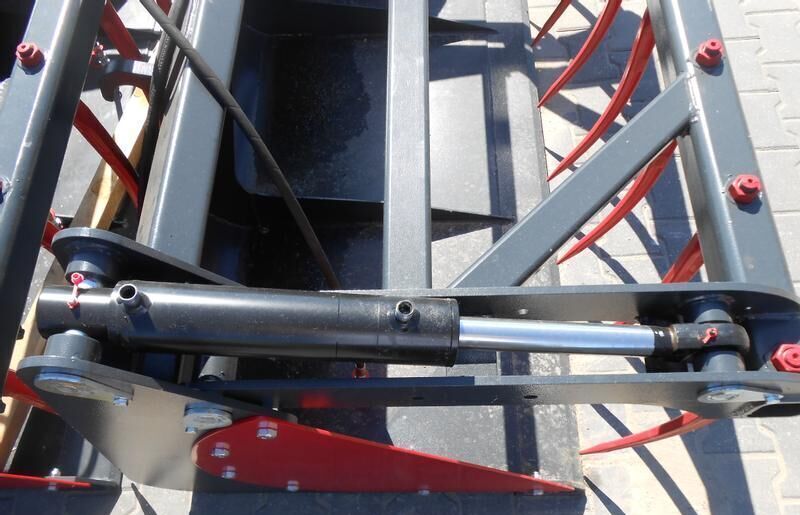 Metal-Technik Łycho-krokodyl 1,6 m* - Κουβάς, Μηχανήματα ενσίρωσης για Γεωργικά μηχανήματα: φωτογραφία 4 Metal-Technik Łycho-krokodyl 1,6 m* - Κουβάς, Μηχανήματα ενσίρωσης για Γεωργικά μηχανήματα: φωτογραφία 4