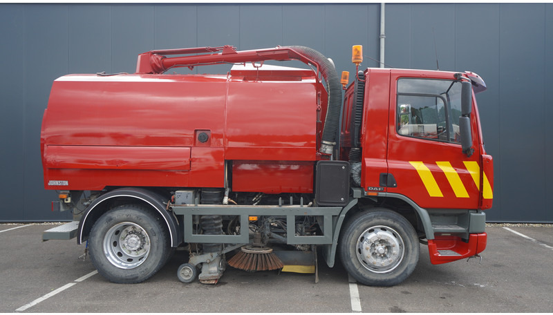 DAF 65.180 ATI STREET SWEPER RH DRIVE MANUAL GARBOX 96.000KM - Σάρωθρο δρόμων: φωτογραφία 2 DAF 65.180 ATI STREET SWEPER RH DRIVE MANUAL GARBOX 96.000KM - Σάρωθρο δρόμων: φωτογραφία 2