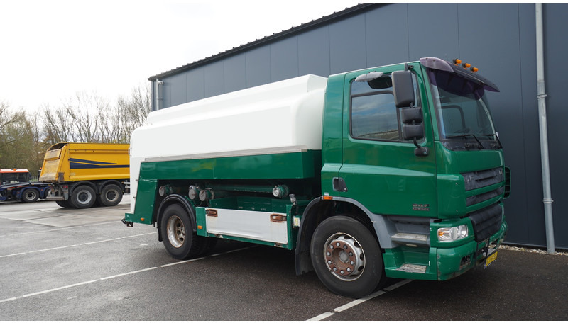 DAF 75.250 FUEL TANK TRUCK 11.300LTR 783.400KM - Φορτηγό βυτιοφόρο: φωτογραφία 4 DAF 75.250 FUEL TANK TRUCK 11.300LTR 783.400KM - Φορτηγό βυτιοφόρο: φωτογραφία 4