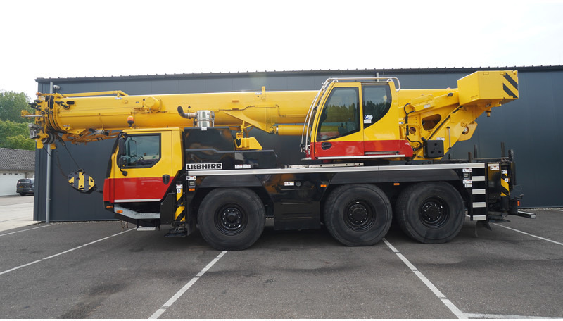 Liebherr LTM 1050-3.1 6X4X6 WITH JIB VARIOBASE - Φορτηγό με γερανό: φωτογραφία 1 Liebherr LTM 1050-3.1 6X4X6 WITH JIB VARIOBASE - Φορτηγό με γερανό: φωτογραφία 1