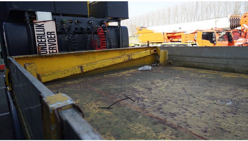 Τράκτορας MAN TGA 41.530 8X4 PUSH AND PULL 180 TON'S RETARDER 310.100KM: φωτογραφία 7 Τράκτορας MAN TGA 41.530 8X4 PUSH AND PULL 180 TON'S RETARDER 310.100KM: φωτογραφία 7