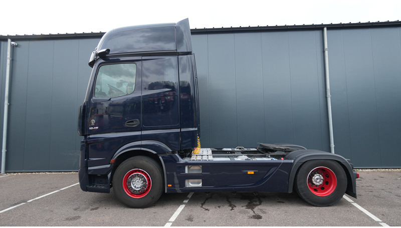 Mercedes-Benz ACTROS 1945 GIGASPACE 684.000KM - Τράκτορας: φωτογραφία 1 Mercedes-Benz ACTROS 1945 GIGASPACE 684.000KM - Τράκτορας: φωτογραφία 1