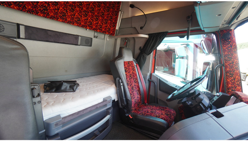 Τράκτορας Renault T 460 6X2 EURO 6 854.000KM: φωτογραφία 6 Τράκτορας Renault T 460 6X2 EURO 6 854.000KM: φωτογραφία 6