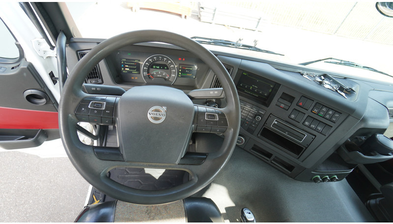 Volvo FMX 460 8X4 OPEN BOX WITH HIAB X-HIPRO 232 E-3 CRANE - Φορτηγό με γερανό: φωτογραφία 5 Volvo FMX 460 8X4 OPEN BOX WITH HIAB X-HIPRO 232 E-3 CRANE - Φορτηγό με γερανό: φωτογραφία 5