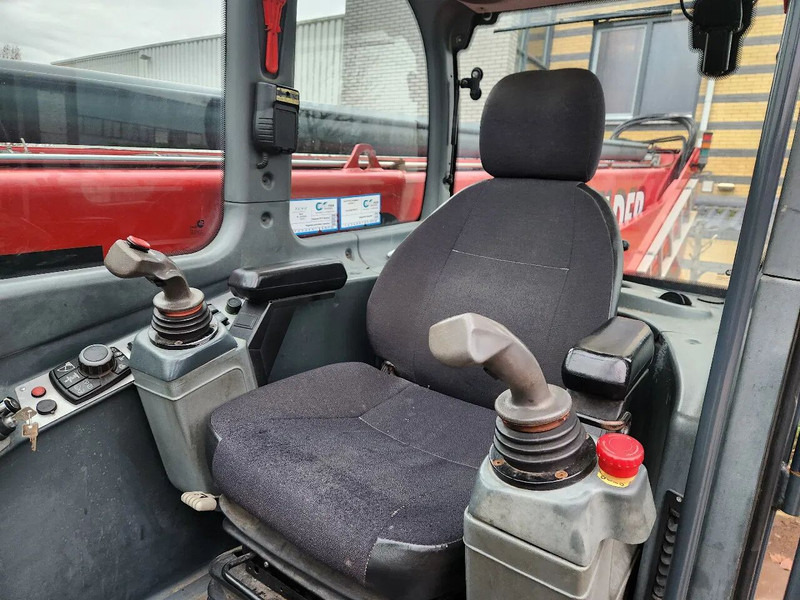 MAGNI RTH5.39S, 39m,8807H, 5000kg, 2016, Airco, Remote, Like new - Φορτωτής: φωτογραφία 3 MAGNI RTH5.39S, 39m,8807H, 5000kg, 2016, Airco, Remote, Like new - Φορτωτής: φωτογραφία 3