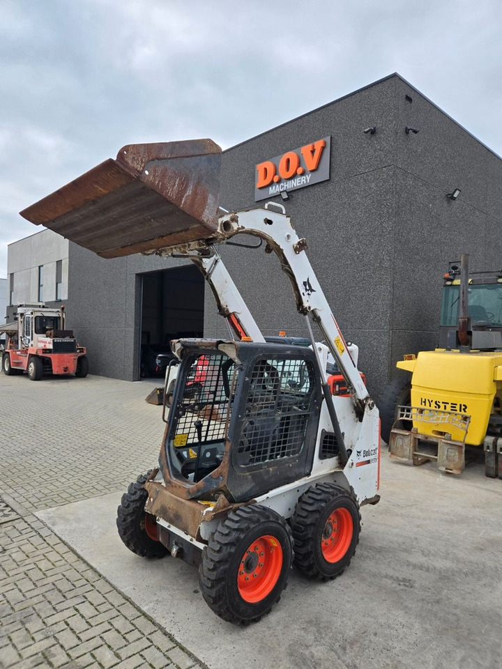Bobcat S450 - Ελαστιχοφόρος φορτωτής: φωτογραφία 1 Bobcat S450 - Ελαστιχοφόρος φορτωτής: φωτογραφία 1