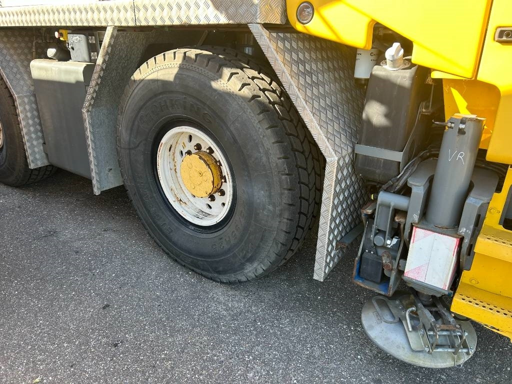 Grove GMK 3055 - Γερανός παντός εδάφους: φωτογραφία 5 Grove GMK 3055 - Γερανός παντός εδάφους: φωτογραφία 5