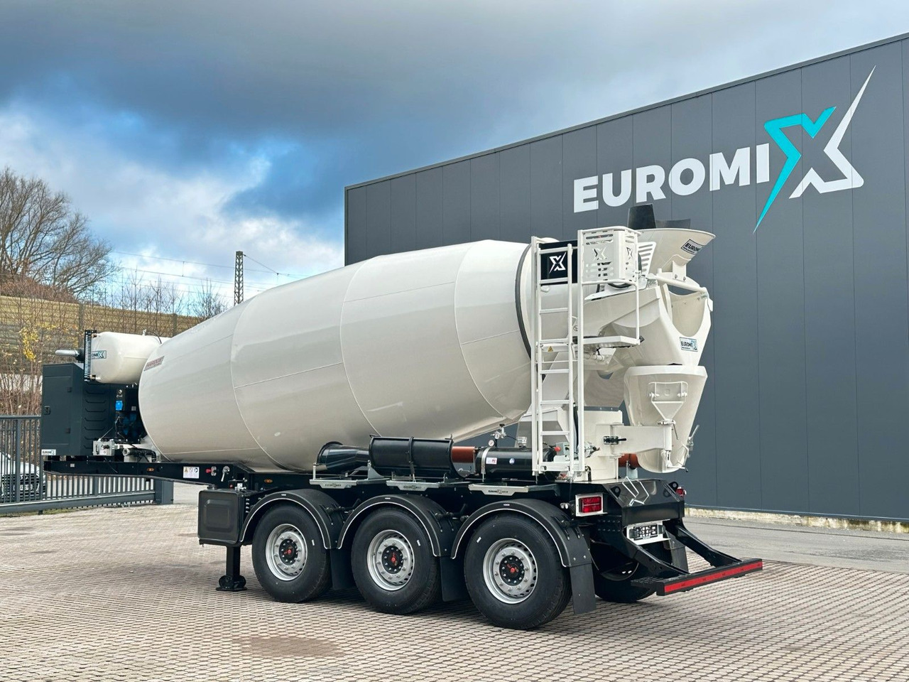 EUROMIX MTP - 12m³ Betonmischer-Auflieger - Μπετονιέρα φορτηγό: φωτογραφία 4 EUROMIX MTP - 12m³ Betonmischer-Auflieger - Μπετονιέρα φορτηγό: φωτογραφία 4