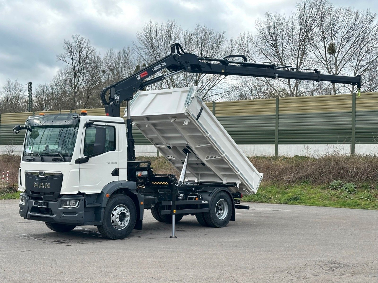 MAN TGM 18.320 4x2 Euro6e Hiab X-HiDuo 138DS-3 MAN TGM 18.320 4x2 Euro6e Hiab X-HiDuo 138DS-3 - Φορτηγό με γερανό, Φορτηγό ανατρεπόμενο: φωτογραφία 4 MAN TGM 18.320 4x2 Euro6e Hiab X-HiDuo 138DS-3 MAN TGM 18.320 4x2 Euro6e Hiab X-HiDuo 138DS-3 - Φορτηγό με γερανό, Φορτηγό ανατρεπόμενο: φωτογραφία 4