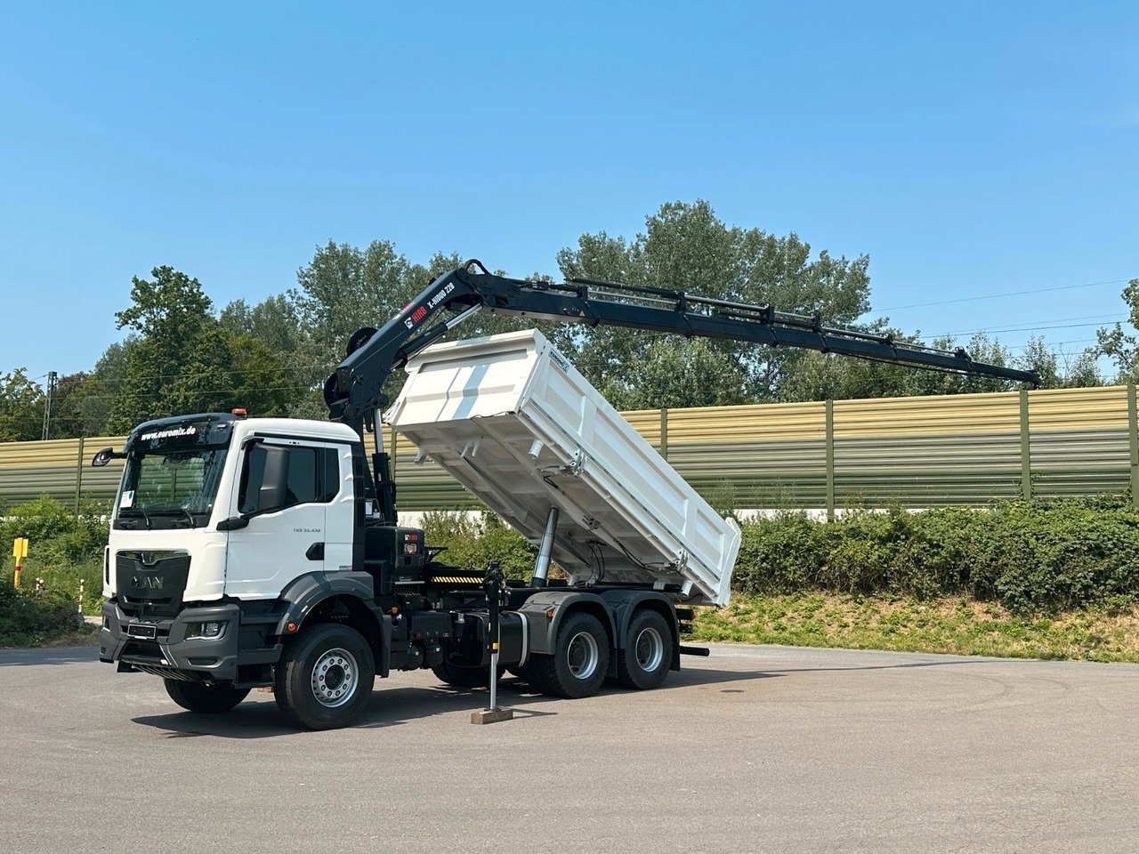 MAN TGS 33.440 6x4 /3-Seiten- Kipper / HIAB 228-6 - Φορτηγό ανατρεπόμενο, Φορτηγό με γερανό: φωτογραφία 2 MAN TGS 33.440 6x4 /3-Seiten- Kipper / HIAB 228-6 - Φορτηγό ανατρεπόμενο, Φορτηγό με γερανό: φωτογραφία 2