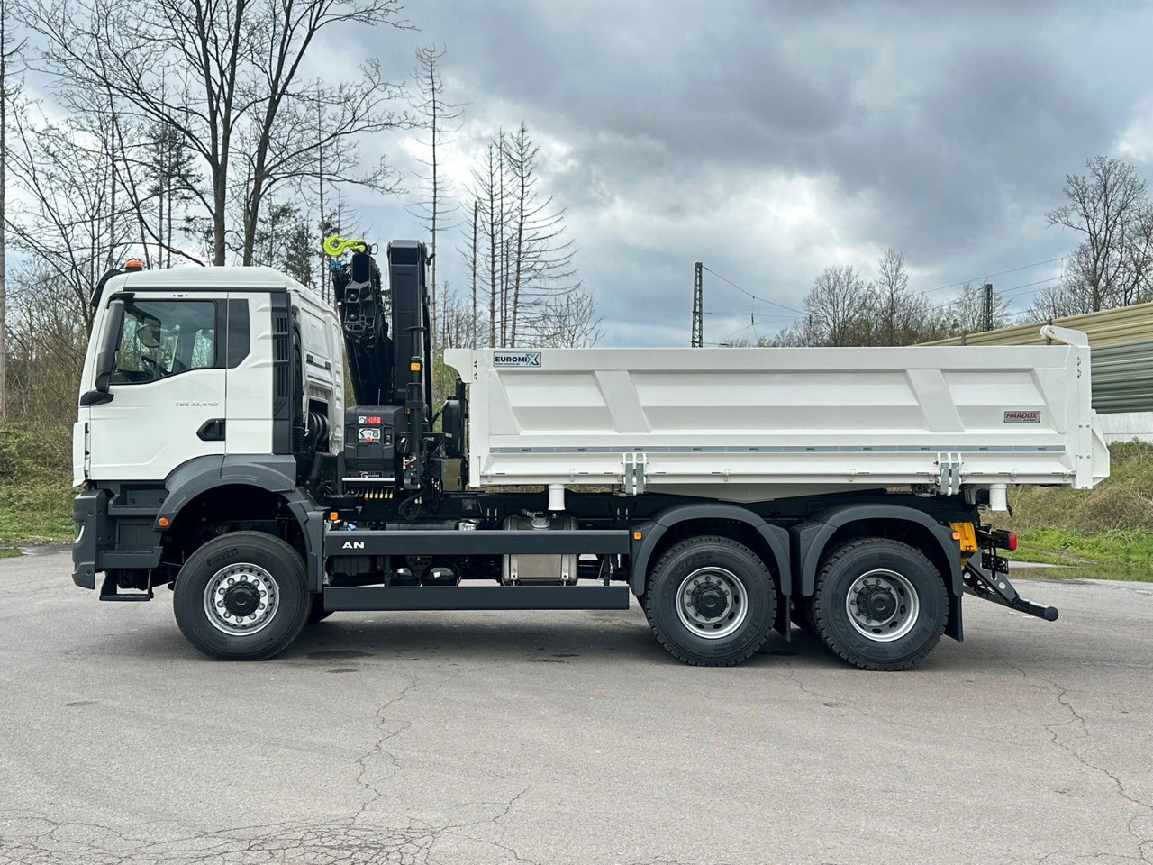 MAN TGS 33.440 6x6 /3-Seiten- Kipper / HIAB 228-4 - Φορτηγό ανατρεπόμενο, Φορτηγό με γερανό: φωτογραφία 4 MAN TGS 33.440 6x6 /3-Seiten- Kipper / HIAB 228-4 - Φορτηγό ανατρεπόμενο, Φορτηγό με γερανό: φωτογραφία 4