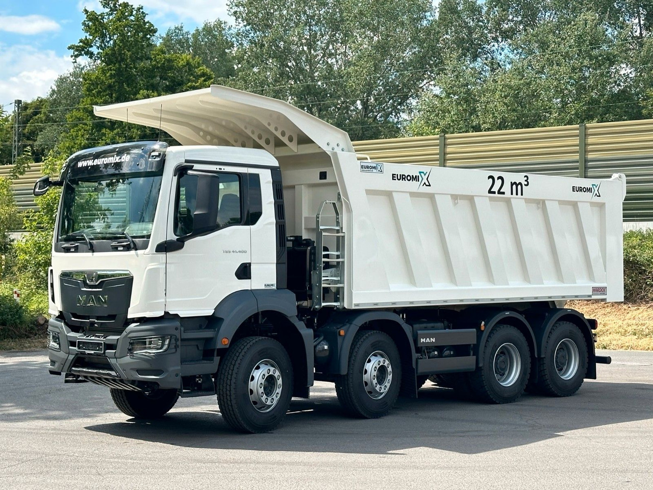 MAN TGS 41.400 8x4 / EUROMIX MTP 22m³/ Eckige Mulde - Φορτηγό ανατρεπόμενο: φωτογραφία 2 MAN TGS 41.400 8x4 / EUROMIX MTP 22m³/ Eckige Mulde - Φορτηγό ανατρεπόμενο: φωτογραφία 2