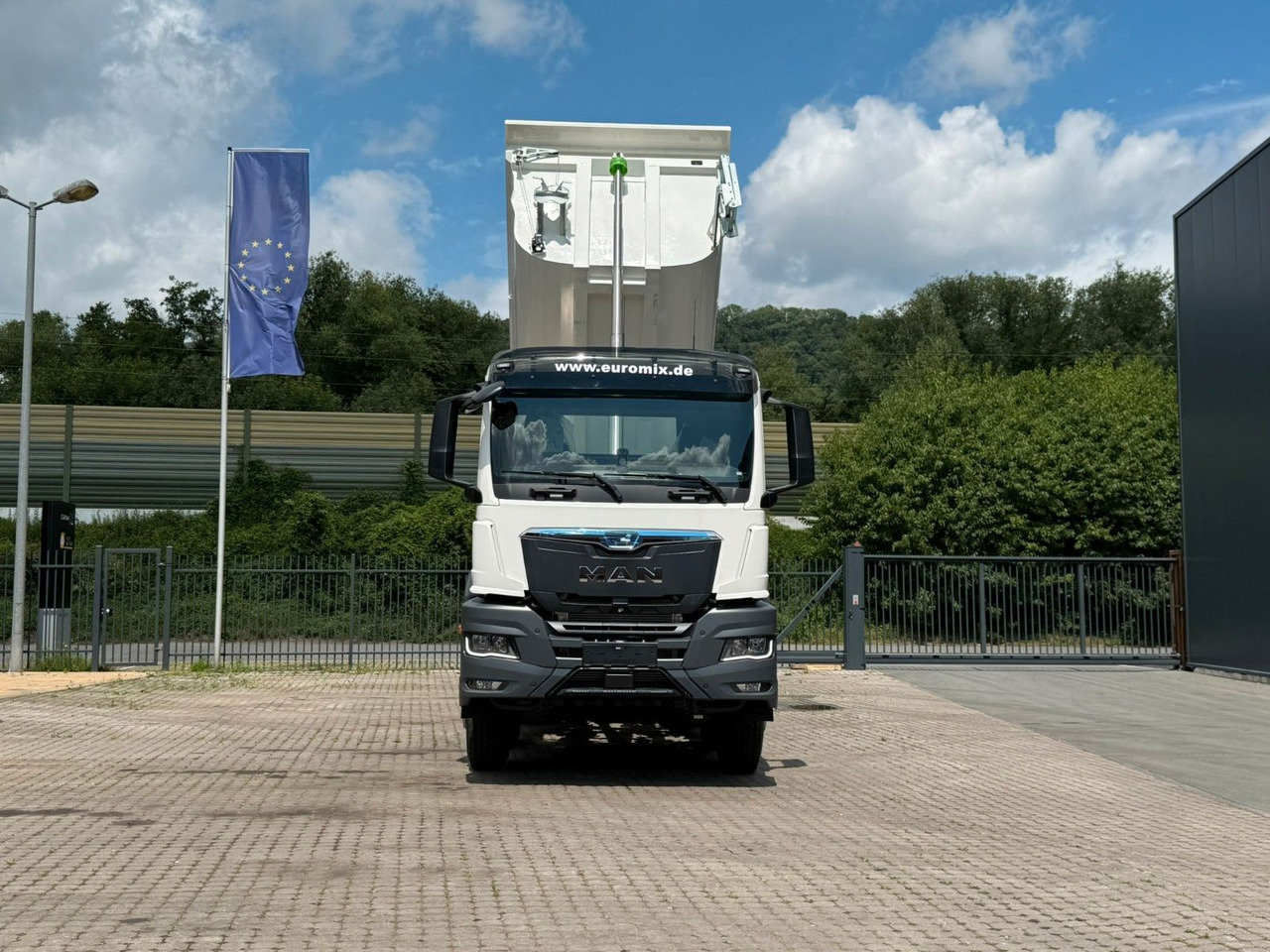 Φορτηγό ανατρεπόμενο MAN TGS 41.520 BB 8X4 Euromix MuldenKipper  Retarder: φωτογραφία 11