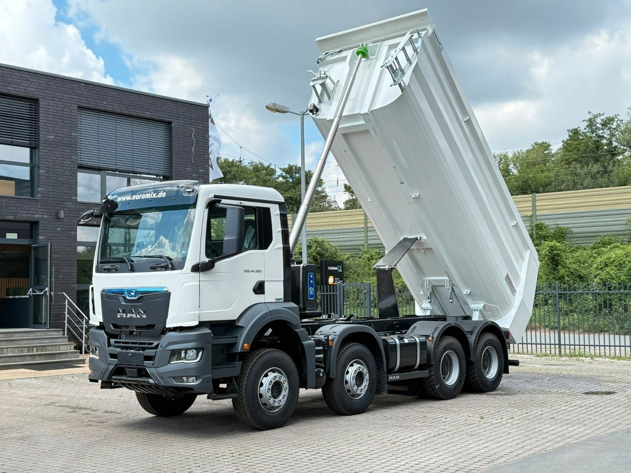 Φορτηγό ανατρεπόμενο MAN TGS 41.520 BB 8X4 Euromix MuldenKipper  Retarder: φωτογραφία 12