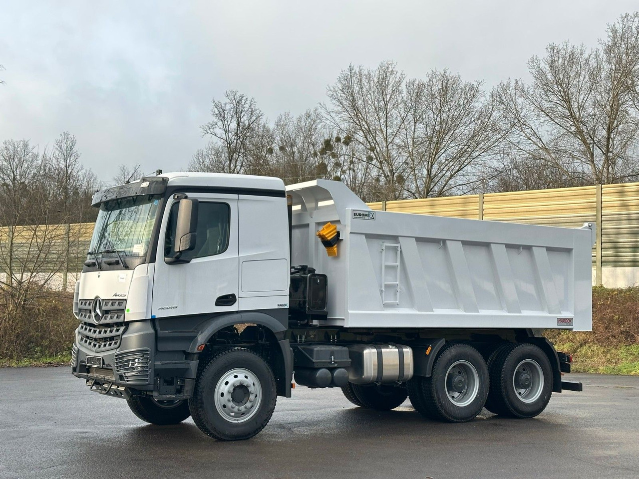 Mercedes-Benz 4048 6X4 Arcos 5 EuromixMTP Dumper Kipper - Φορτηγό καδοφόρος φορτωτής: φωτογραφία 4 Mercedes-Benz 4048 6X4 Arcos 5 EuromixMTP Dumper Kipper - Φορτηγό καδοφόρος φορτωτής: φωτογραφία 4