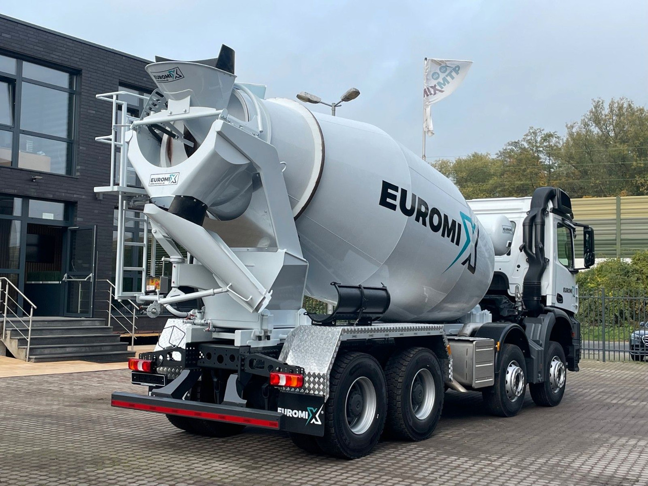 Mercedes-Benz AROCS 5 4142 B 8X4 Euro 3 EuromixMTP EM 10 - Μπετονιέρα φορτηγό: φωτογραφία 5 Mercedes-Benz AROCS 5 4142 B 8X4 Euro 3 EuromixMTP EM 10 - Μπετονιέρα φορτηγό: φωτογραφία 5