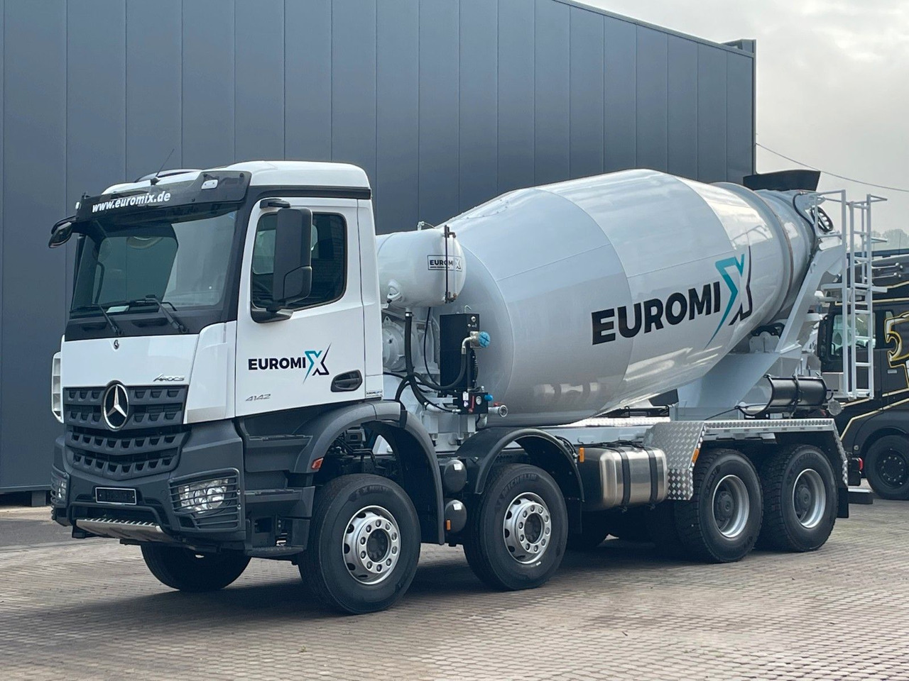 Mercedes-Benz AROCS 5 4142 B 8X4 Euro 3 EuromixMTP EM 10 - Μπετονιέρα φορτηγό: φωτογραφία 1 Mercedes-Benz AROCS 5 4142 B 8X4 Euro 3 EuromixMTP EM 10 - Μπετονιέρα φορτηγό: φωτογραφία 1