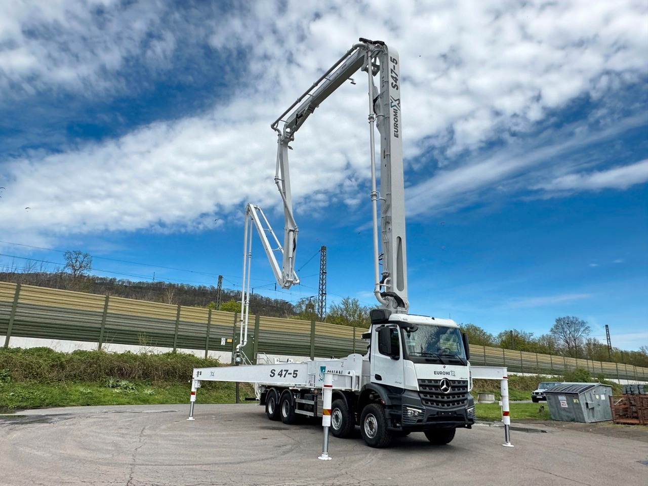 Mercedes-Benz Arocs 5 4542 8x4 SWAN TSP 47-5 160RZ ( 47m ) - Αντλία σκυροδέματος: φωτογραφία 4 Mercedes-Benz Arocs 5 4542 8x4 SWAN TSP 47-5 160RZ ( 47m ) - Αντλία σκυροδέματος: φωτογραφία 4