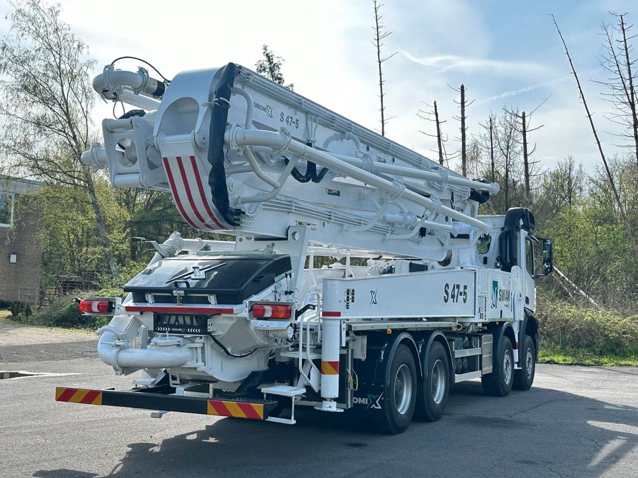 Mercedes-Benz Arocs 5 4542 8x4 SWAN TSP 47-5 160RZ ( 47m ) - Μπετονιέρα φορτηγό: φωτογραφία 5 Mercedes-Benz Arocs 5 4542 8x4 SWAN TSP 47-5 160RZ ( 47m ) - Μπετονιέρα φορτηγό: φωτογραφία 5
