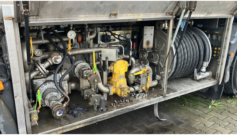 Μίσθωση MAN TGM 18.250 4x2 15412 Liter Gas tank truck ID 2.170 MAN TGM 18.250 4x2 15412 Liter Gas tank truck ID 2.170: φωτογραφία 9 Μίσθωση MAN TGM 18.250 4x2 15412 Liter Gas tank truck ID 2.170 MAN TGM 18.250 4x2 15412 Liter Gas tank truck ID 2.170: φωτογραφία 9