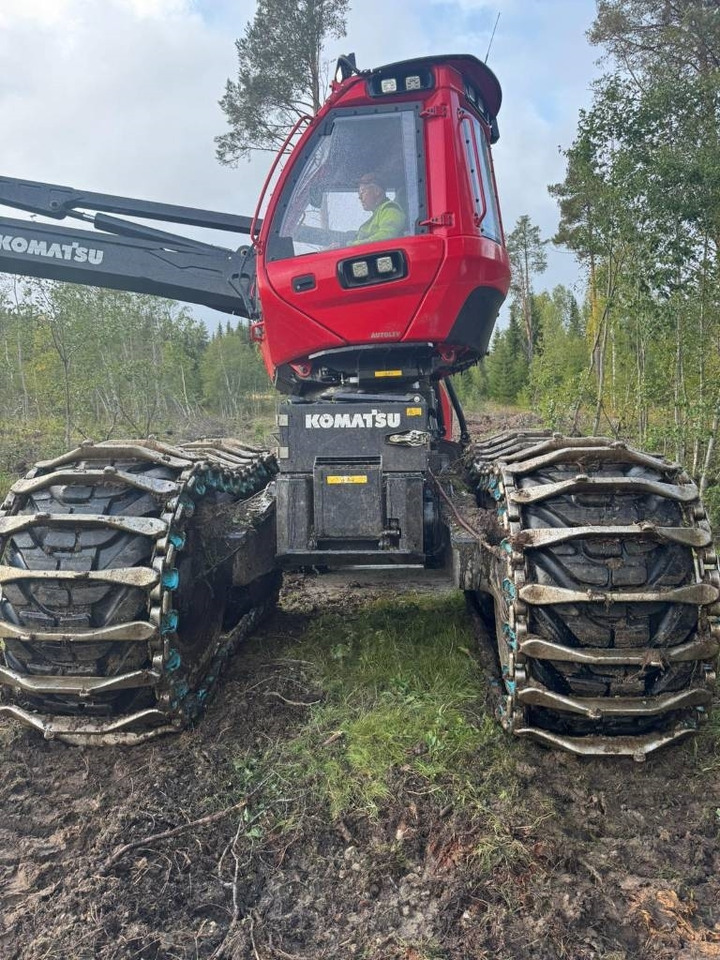 Komatsu 951 XC - Συλλεκτική μηχανή - forest harvester: φωτογραφία 4 Komatsu 951 XC - Συλλεκτική μηχανή - forest harvester: φωτογραφία 4