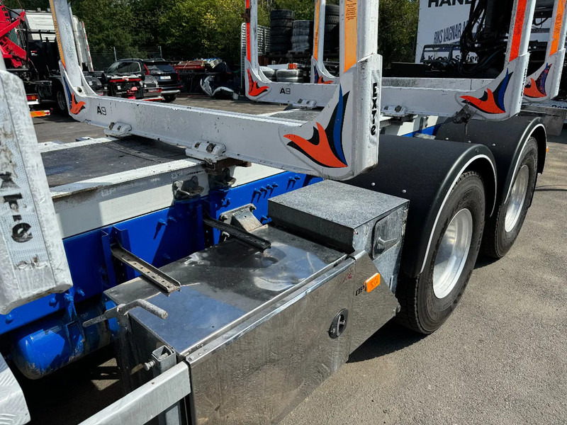 Volvo FH 6x4, Timber-truck + Jonsered 1080, 2017 - Φορτηγό ξυλείας, Φορτηγό με γερανό: φωτογραφία 4 Volvo FH 6x4, Timber-truck + Jonsered 1080, 2017 - Φορτηγό ξυλείας, Φορτηγό με γερανό: φωτογραφία 4