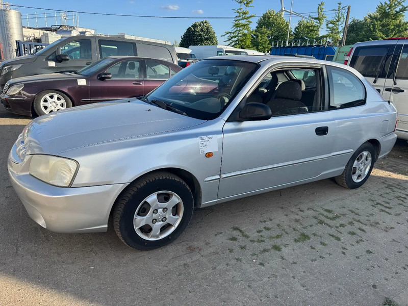 Hyundai Accent **PETROL-ESSENCE-BELGIUM CAR** - Λιμουζίνα/ Sedan: φωτογραφία 1 Hyundai Accent **PETROL-ESSENCE-BELGIUM CAR** - Λιμουζίνα/ Sedan: φωτογραφία 1