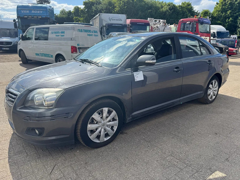 Toyota Avensis **DIESEL-AIRCO** - Λιμουζίνα/ Sedan: φωτογραφία 1 Toyota Avensis **DIESEL-AIRCO** - Λιμουζίνα/ Sedan: φωτογραφία 1
