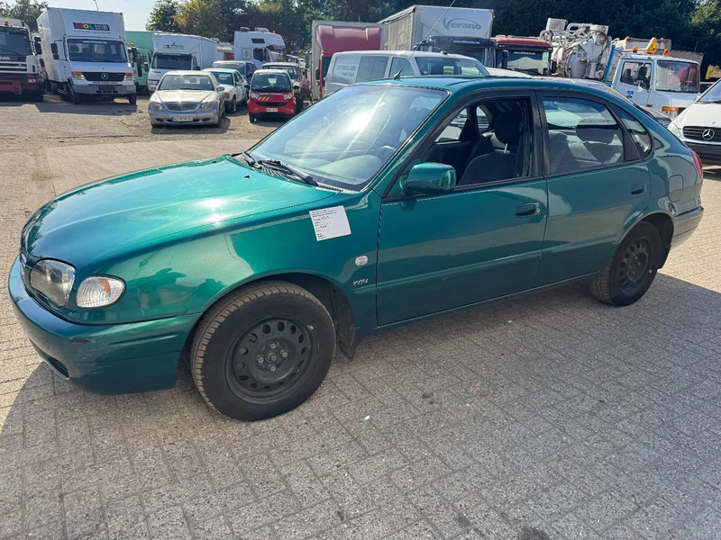 Toyota Corolla **5DOORS-PETROL-BELGIAN CAR-1A** - Λιμουζίνα/ Sedan: φωτογραφία 1 Toyota Corolla **5DOORS-PETROL-BELGIAN CAR-1A** - Λιμουζίνα/ Sedan: φωτογραφία 1