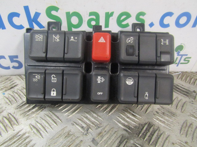 DAF LF 220 EURO 6 CAB SWITCH PANEL - Καμπίνα και εσωτερικό για Φορτηγό: φωτογραφία 1 DAF LF 220 EURO 6 CAB SWITCH PANEL - Καμπίνα και εσωτερικό για Φορτηγό: φωτογραφία 1