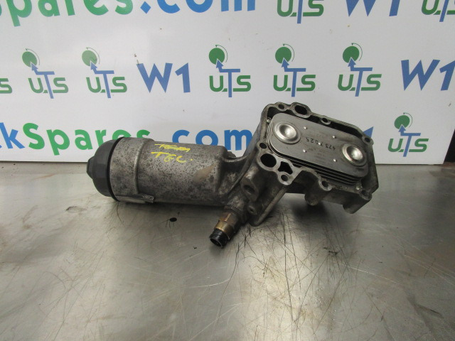 MAN TGL DO834 LFL54 OIL FILTER HOUSING AND COOLER COMPLETE - Κινητήρας και ανταλλακτικά για Φορτηγό: φωτογραφία 1 MAN TGL DO834 LFL54 OIL FILTER HOUSING AND COOLER COMPLETE - Κινητήρας και ανταλλακτικά για Φορτηγό: φωτογραφία 1