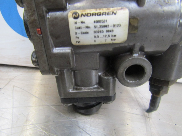 MAN TGM 340 DO836 EGR SOLENOID VALVE NORGREN 4068531 P/NO 51-25907-0123 - Κινητήρας και ανταλλακτικά για Φορτηγό: φωτογραφία 2 MAN TGM 340 DO836 EGR SOLENOID VALVE NORGREN 4068531 P/NO 51-25907-0123 - Κινητήρας και ανταλλακτικά για Φορτηγό: φωτογραφία 2