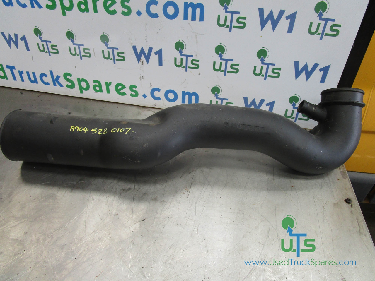 MERCEDES AXOR 2633 AIR FILLER INTAKE PIPE P/NO A9045280107 - Κινητήρας και ανταλλακτικά για Φορτηγό: φωτογραφία 1 MERCEDES AXOR 2633 AIR FILLER INTAKE PIPE P/NO A9045280107 - Κινητήρας και ανταλλακτικά για Φορτηγό: φωτογραφία 1