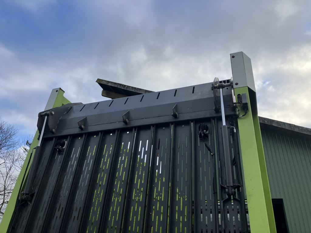 CLAAS CARGOS 8500 - Βαγόνι ενσίρωσης: φωτογραφία 5 CLAAS CARGOS 8500 - Βαγόνι ενσίρωσης: φωτογραφία 5