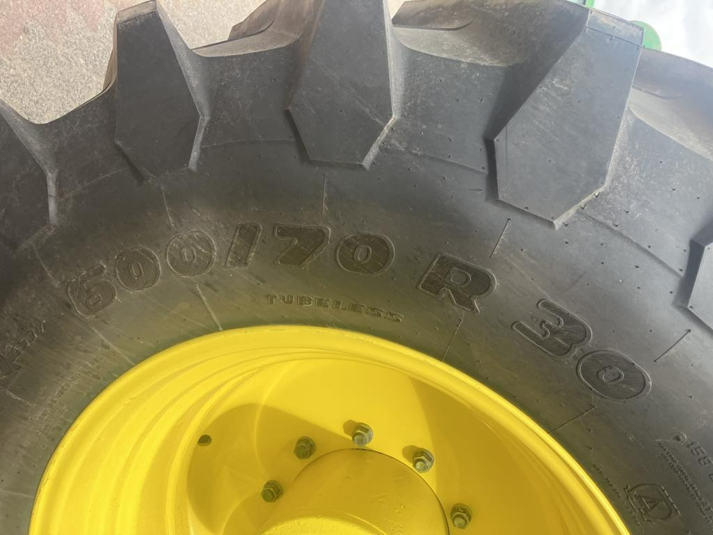 John Deere 6250R - Τρακτέρ: φωτογραφία 4 John Deere 6250R - Τρακτέρ: φωτογραφία 4