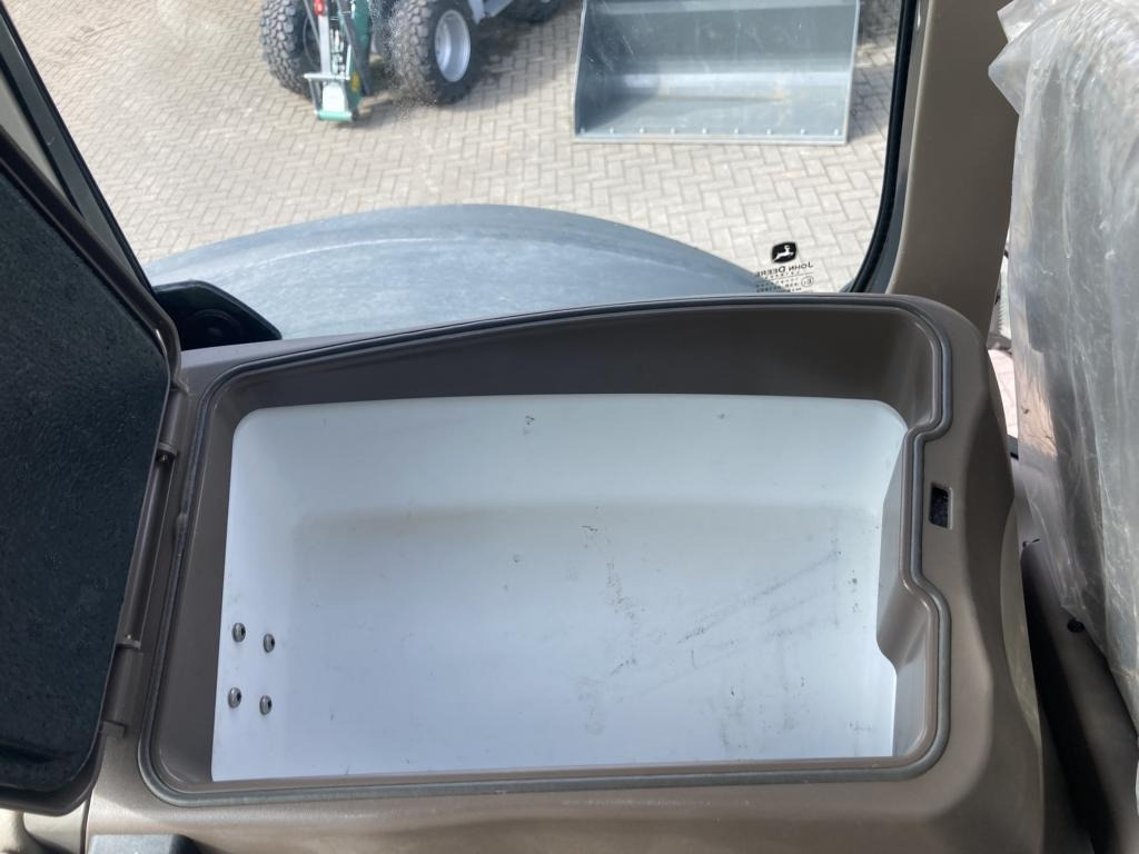 John Deere 6R230 - Τρακτέρ: φωτογραφία 3 John Deere 6R230 - Τρακτέρ: φωτογραφία 3