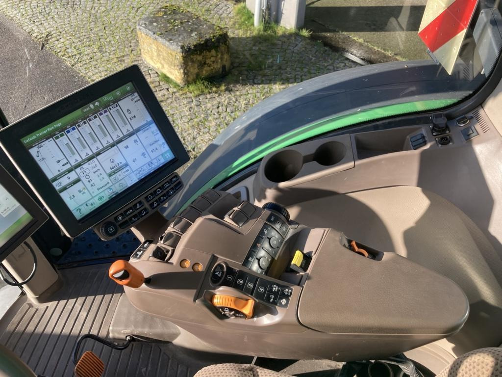 Τρακτέρ John Deere 8345R: φωτογραφία 18 Τρακτέρ John Deere 8345R: φωτογραφία 18