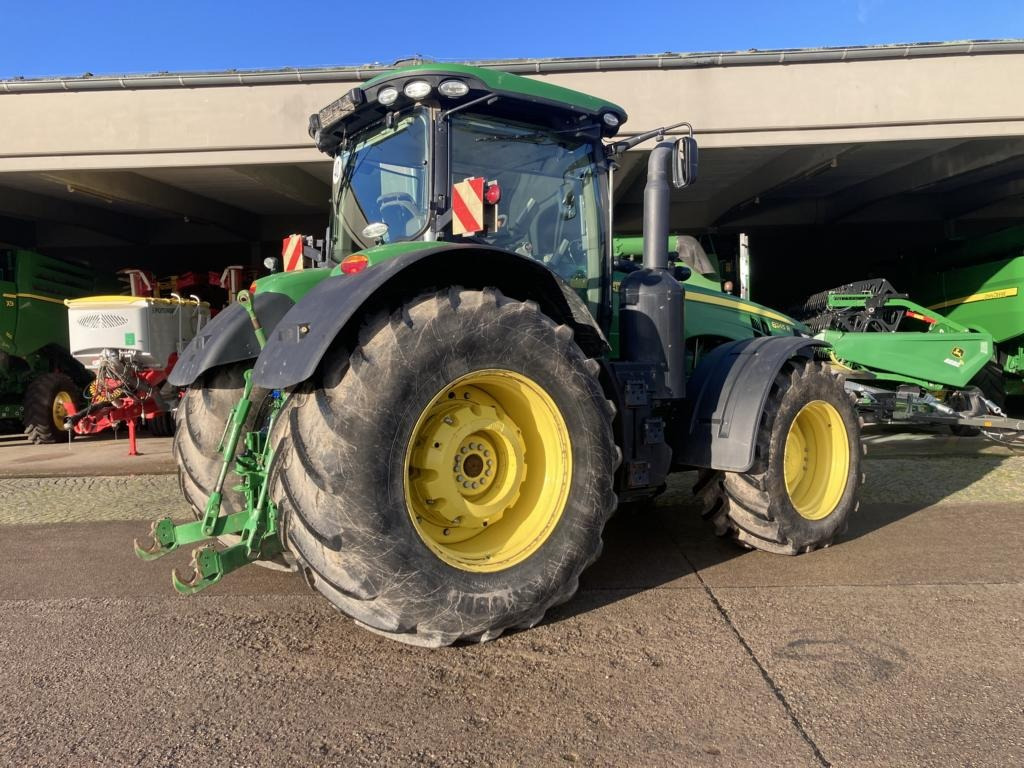 Τρακτέρ John Deere 8345R: φωτογραφία 24 Τρακτέρ John Deere 8345R: φωτογραφία 24