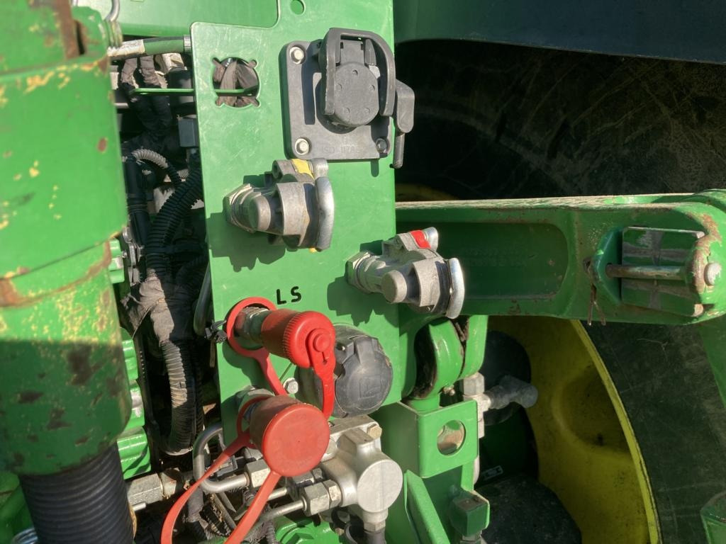 Τρακτέρ John Deere 8345R: φωτογραφία 13 Τρακτέρ John Deere 8345R: φωτογραφία 13