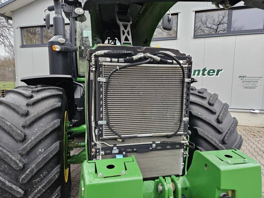 John Deere 8370R - Τρακτέρ: φωτογραφία 4 John Deere 8370R - Τρακτέρ: φωτογραφία 4