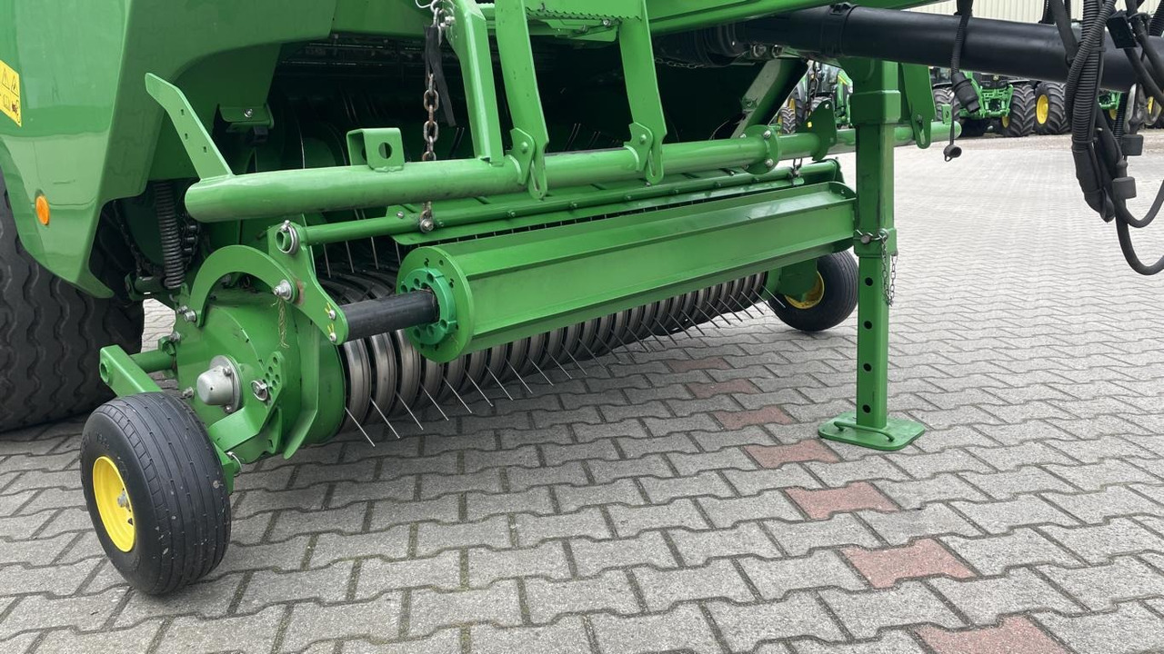 Μηχάνημα περιτύλιξης John Deere RUNDBALLENPRESSE F441R: φωτογραφία 23